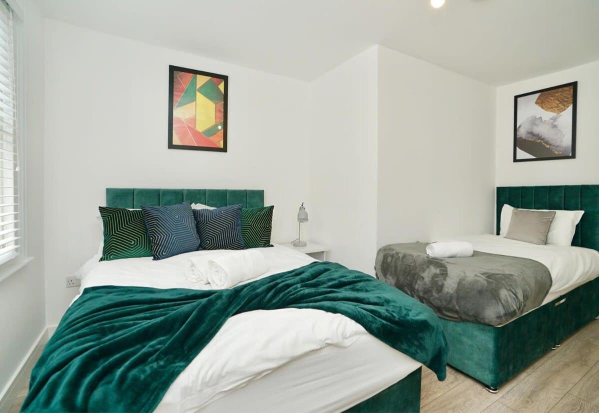 Huntingdon Luxury Apartments Exterior foto